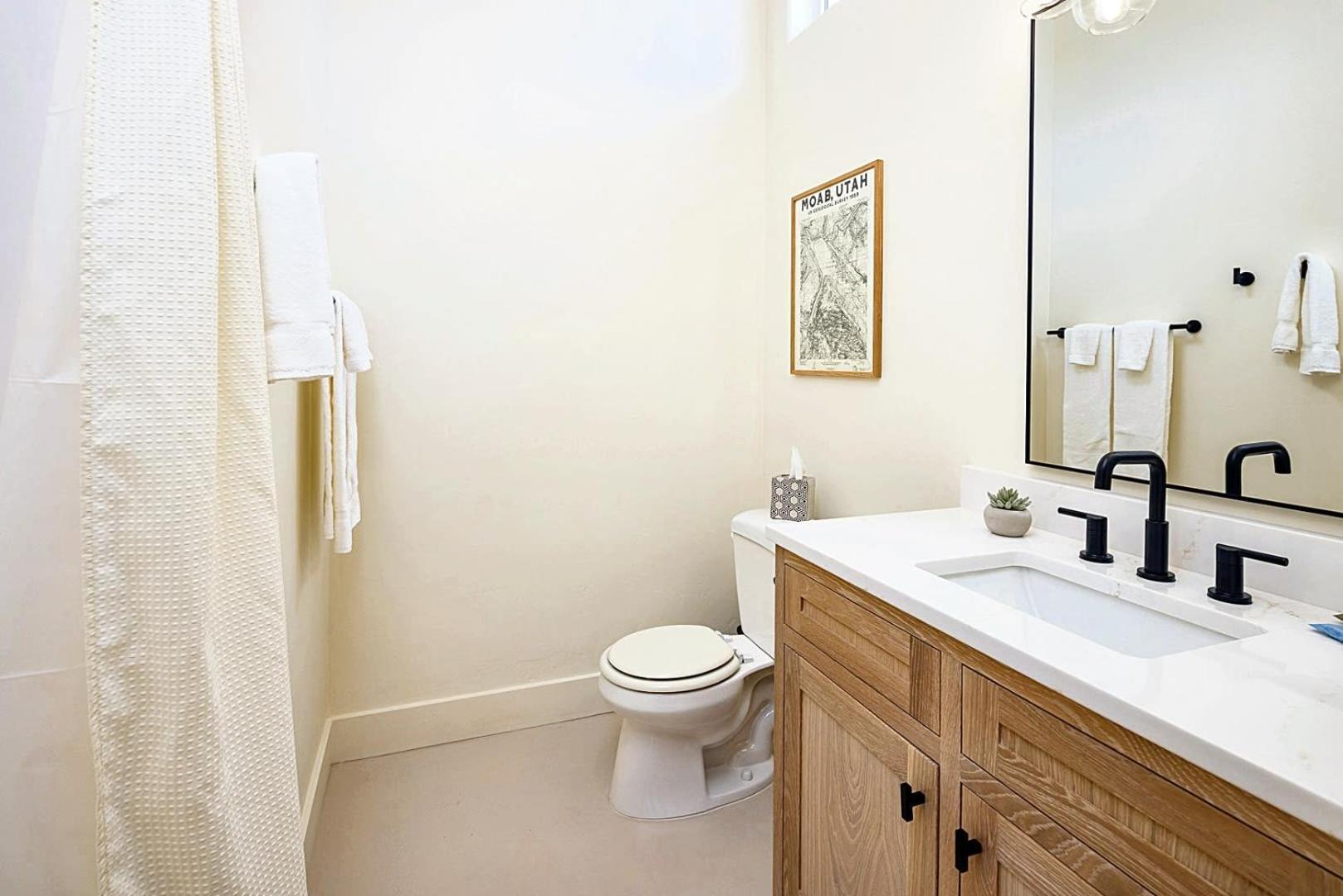 Downtown Kokopelli West 8 - Newly Remodeled Stylish Studio Moab Luaran gambar