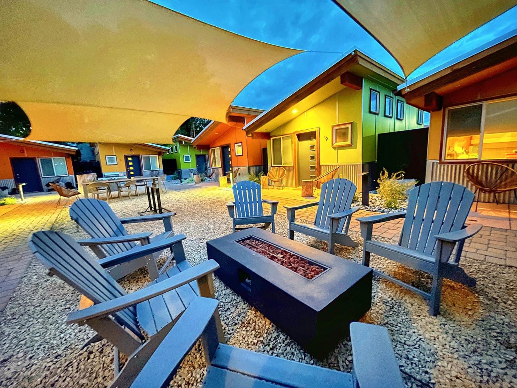 Downtown Kokopelli West 8 - Newly Remodeled Stylish Studio Moab Luaran gambar