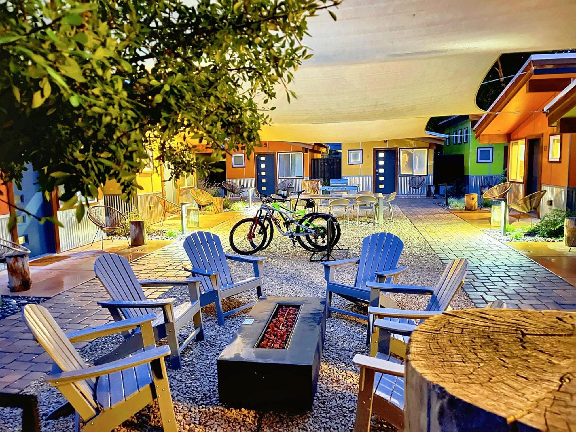 Downtown Kokopelli West 8 - Newly Remodeled Stylish Studio Moab Luaran gambar