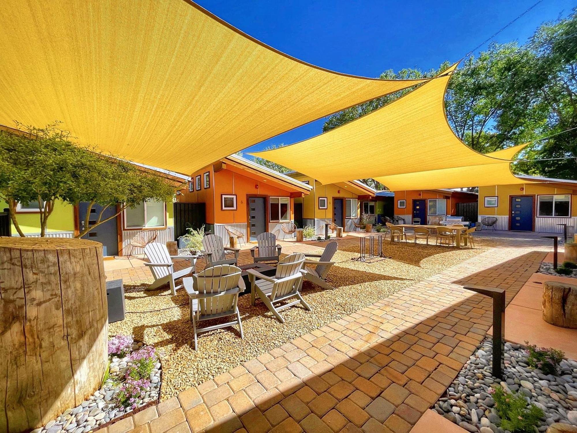 Downtown Kokopelli West 8 - Newly Remodeled Stylish Studio Moab Luaran gambar